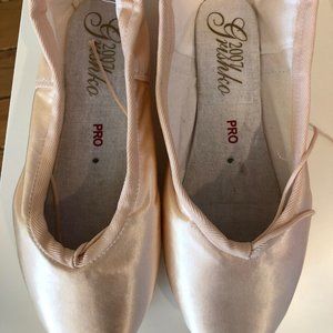 Original Grishko Pointe Shoes 2007pro medium shank